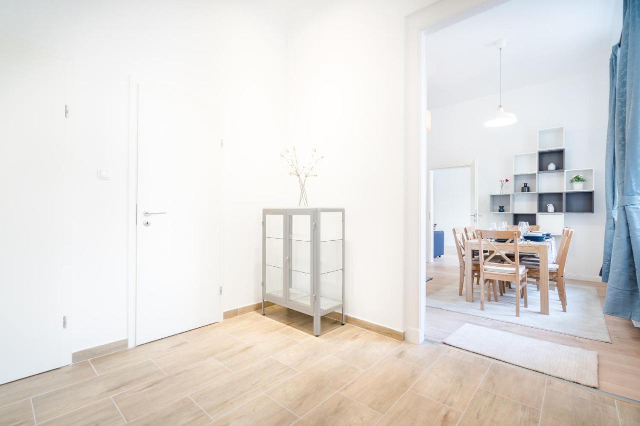 Bpr Blooming Design Home With A/C Budapest Esterno foto