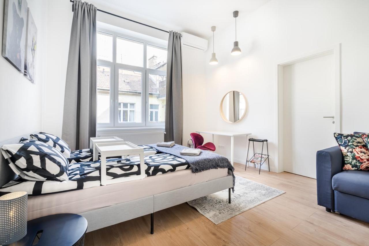 Bpr Blooming Design Home With A/C Budapest Esterno foto