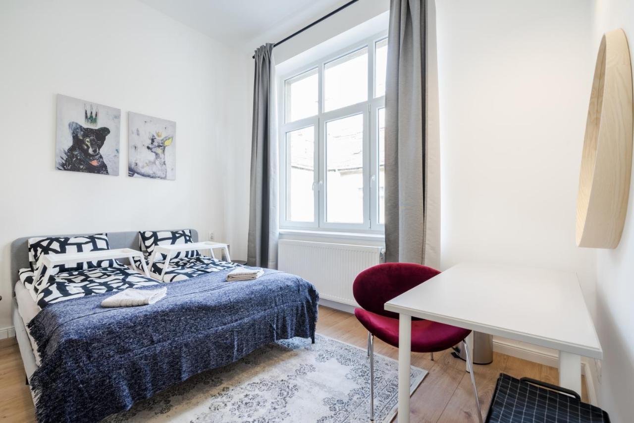 Bpr Blooming Design Home With A/C Budapest Esterno foto